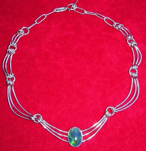 Necklace with opal